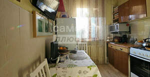 2-к квартира, вторичка, 44м2, 3/3 этаж