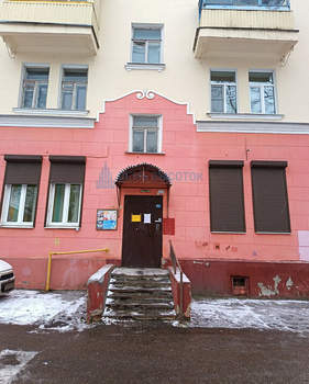 2-к квартира, вторичка, 67м2, 4/4 этаж