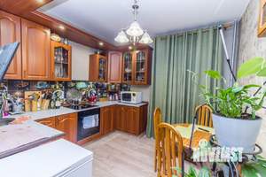 3-к квартира, вторичка, 75м2, 6/17 этаж
