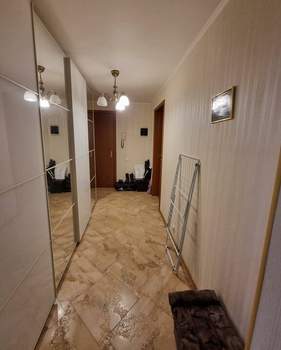 2-к квартира, вторичка, 56м2, 1/9 этаж
