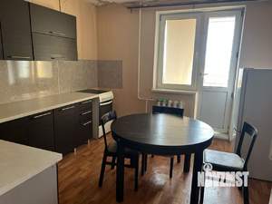 2-к квартира, вторичка, 70м2, 10/17 этаж