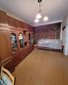 3-к квартира, вторичка, 57м2, 1/4 этаж
