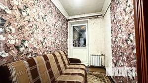 4-к квартира, вторичка, 63м2, 2/2 этаж