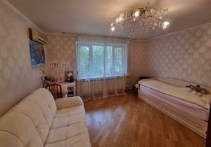 2-к квартира, вторичка, 56м2, 1/9 этаж